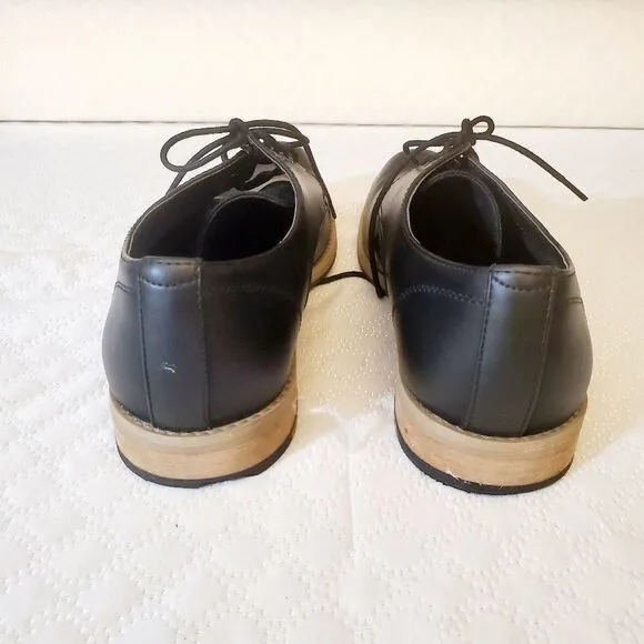 H &amp; M Derby Lace Up Black Shoes Size 8.5