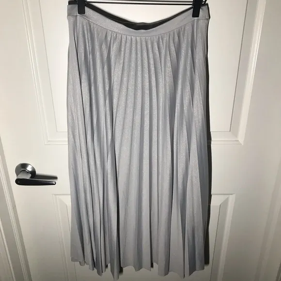 Halogen (Nordstrom) Metallic Pleat Midi Skirt