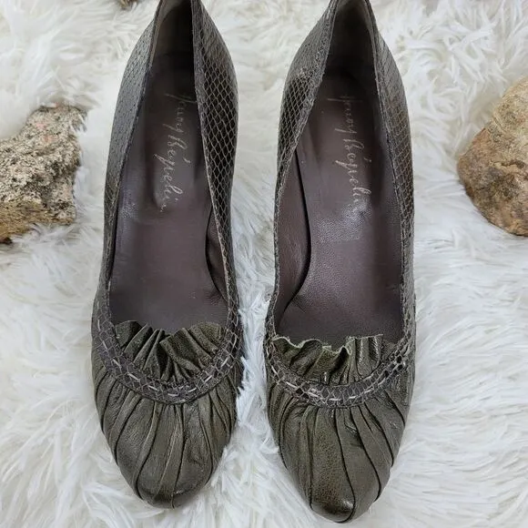 Henry Beguelin leather pumps (K)