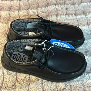 Hey Dude All Black shoes size 5y