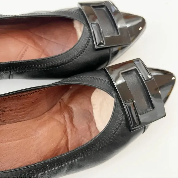 Hispanitas- Patent Leather Pointy Toe Omega Pumps