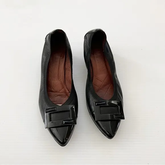 Hispanitas- Patent Leather Pointy Toe Omega Pumps