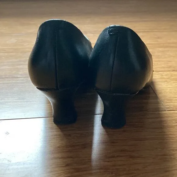 Hotter Shoes Black Leather Retro Inspired Pumps, Size 6.5