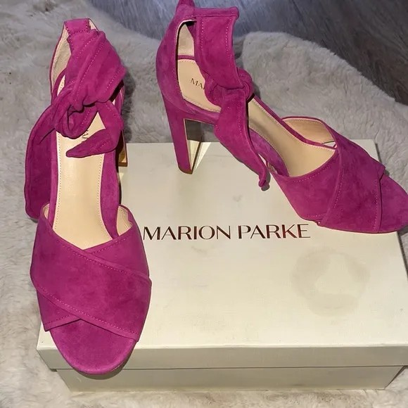 🎉HP🎉 Marion Parker Woman’s Magenta Suede Leah Heels Size 40 (US 9)