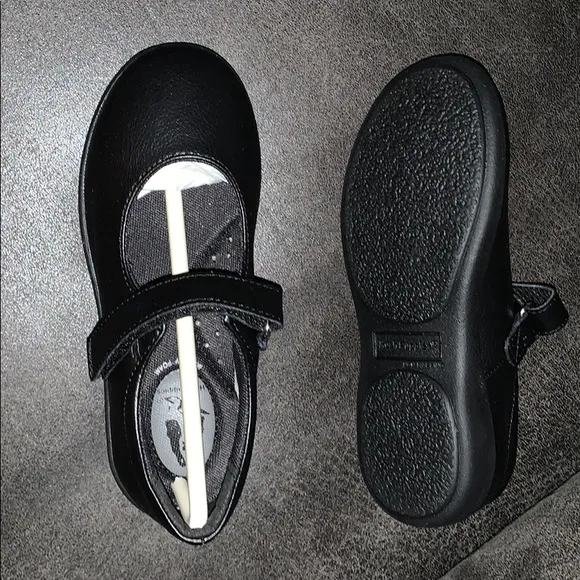 Hush Puppies; Brand new, never worn.