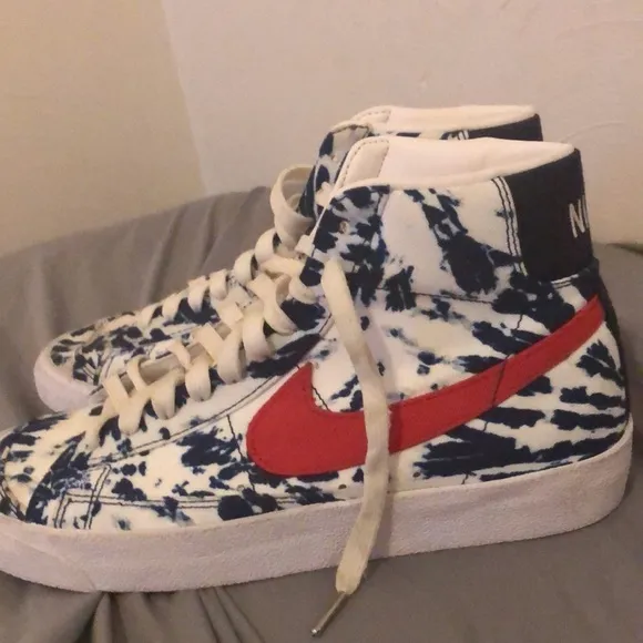 I just want to sell the shoes for some money