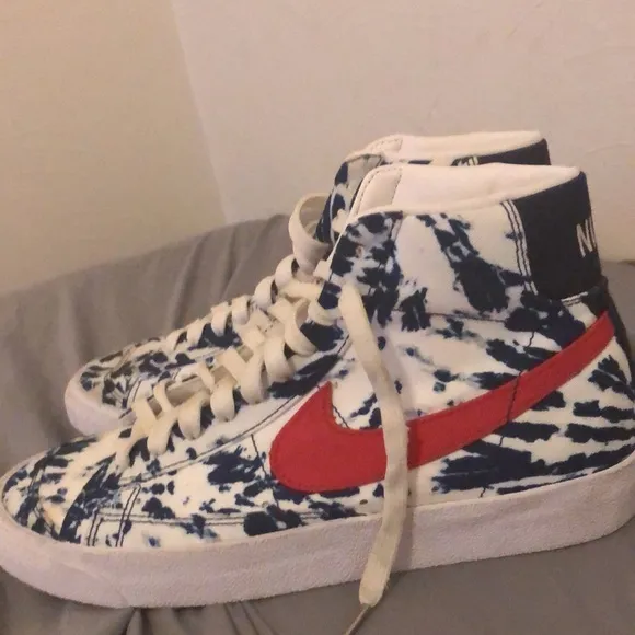 I just want to sell the shoes for some money