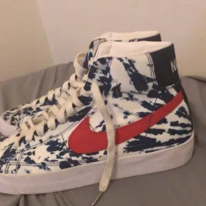 I just want to sell the shoes for some money