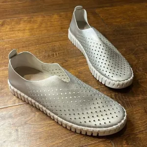 ILSE JACOBSEN TULIP SLIP-ON FLATS - METALLIC Silver, size 10.5-11!