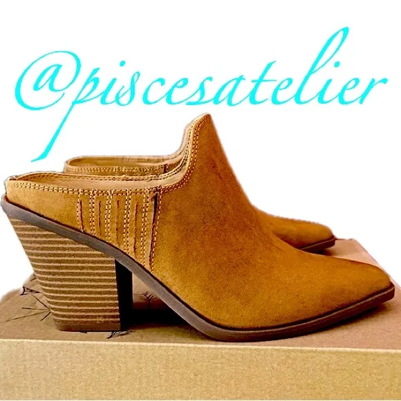 Indigo Rd. Ezria Mules in Tan, Women’s Size 7.5