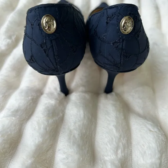 Ivanka Trump navy blue floral print heels size 6.5