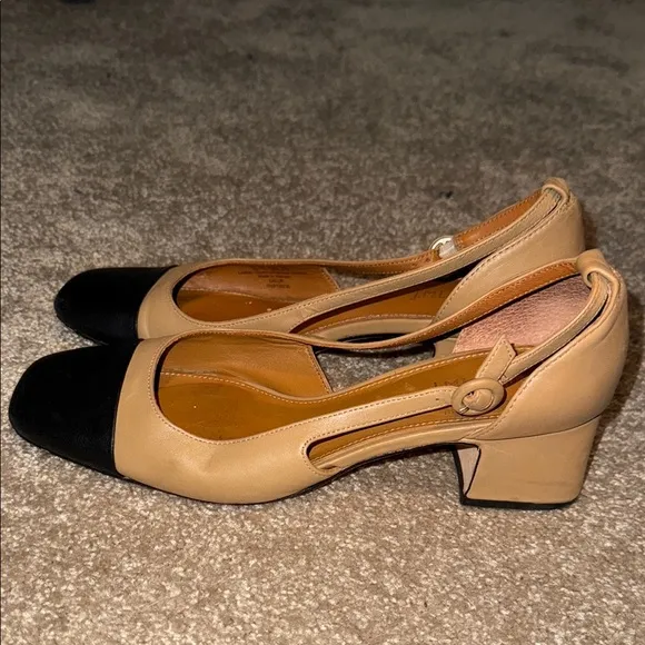 J McLaughlin Callie Elegant Two-Tone Women's Block Heel Shoes - size 8
