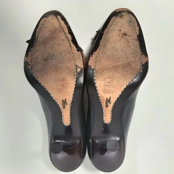 J Vincent Black  Leather Brown Ribbon Bow Heels Pumps Shoes Size 7.5 Imperfect