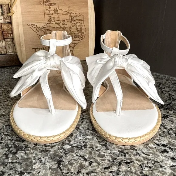 Jack Rogers Heidi T-Strap White Sandals with Bow Size 7 New
