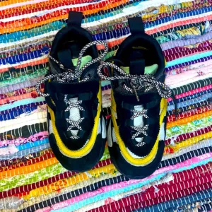 Javi’s Sneaker for (Little Boys)