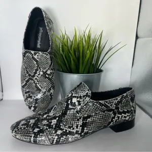 Jeffrey Campbell Snakeskin Python Cap Toe Loafers Black &amp; White Size 7.5