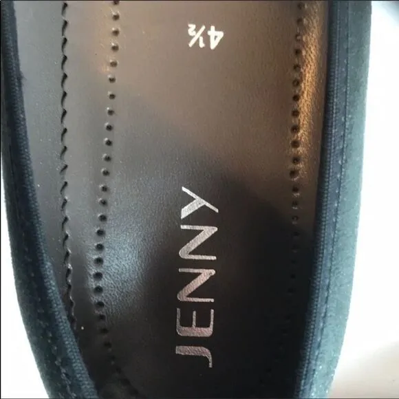 JENNY BALLET FLATS.  NEW.