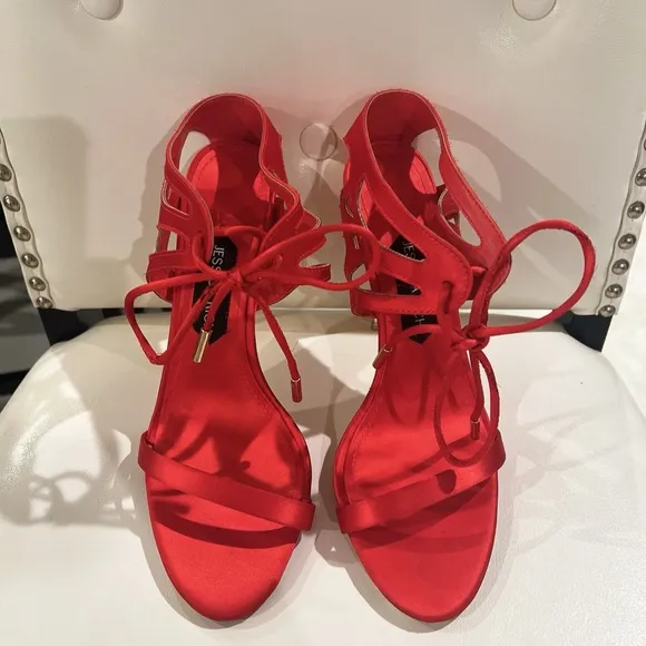 Jessica Rich So Expensive Satin Sandal EU 40 US  Sz 10  NWOB