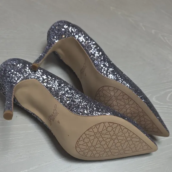 Jewel Badgley Mischka Women's Glitter Pumps/heels - Silver/purple, Size 9