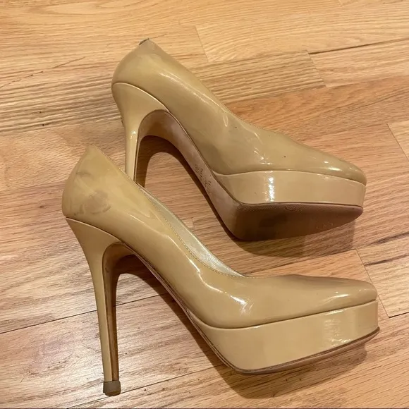Jimmy Choo beige patent leather platform stiletto heels size 6.5