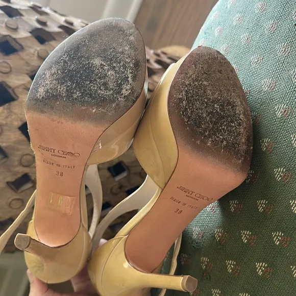 Jimmy Choo Patent Leather Tan T Strap Peep Toe Platform Sandals 38 (size 8)
