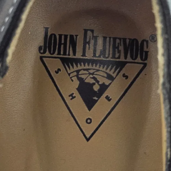 JOHN FLUEVOG Enneagram Achiever Buckled Black Leather Pumps Womens Sz 6 …