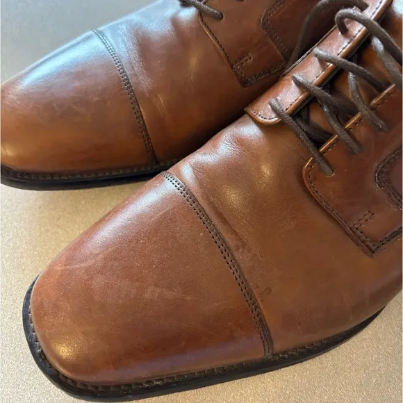 Johnston and Murphy Brown Leather Oxford