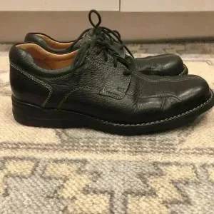Johnston and Murphy shoes