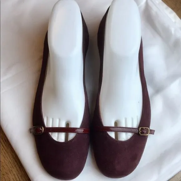 JON JOSEPH WINE COLORED FLATS.  New