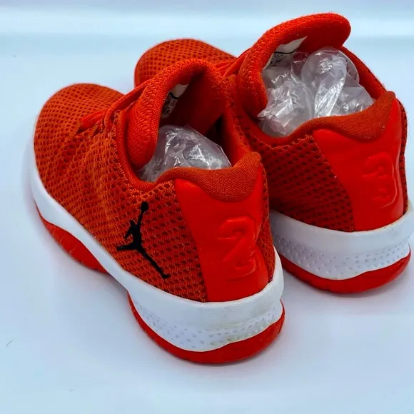 JORDAN B.Fly 'Max Orange'