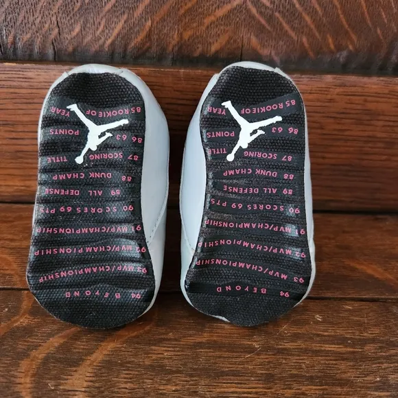 Jordan Crib Shoes Size 1