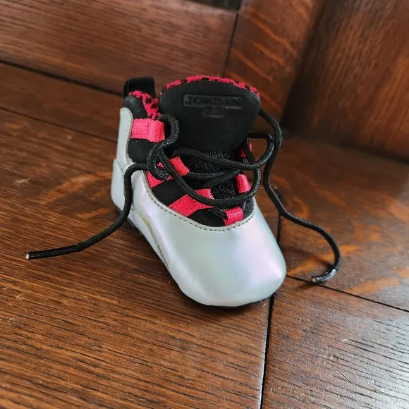 Jordan Crib Shoes Size 1