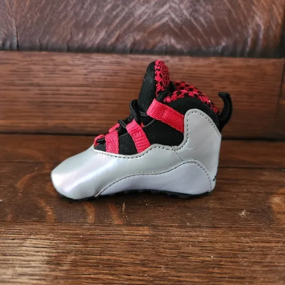 Jordan Crib Shoes Size 1