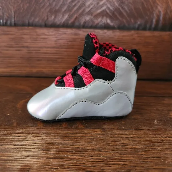 Jordan Crib Shoes Size 1
