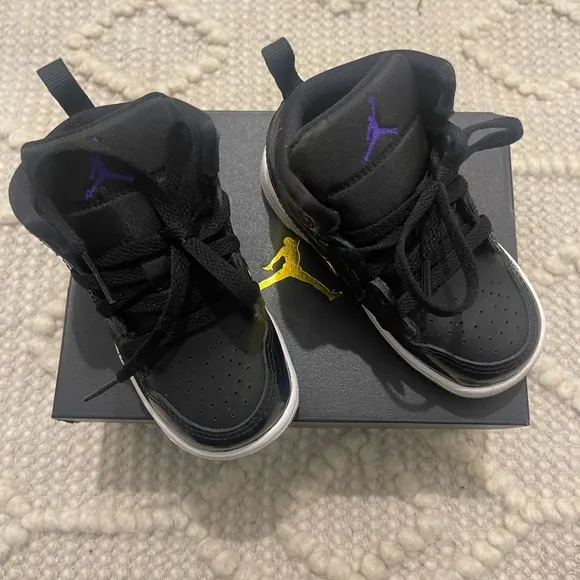 Jordan MID 1 TD shoes