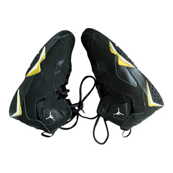 JORDAN True Flight Little Kids Shoes