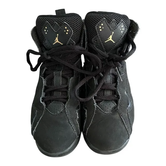 JORDAN True Flight Little Kids Shoes