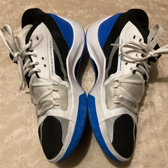 Jordan Zoom Separate Size 10