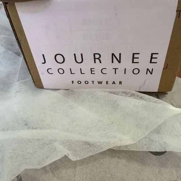 Journee Collection Aniee Mule