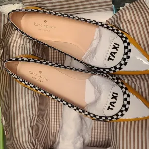 Kate Spade GoGo Taxi Flats