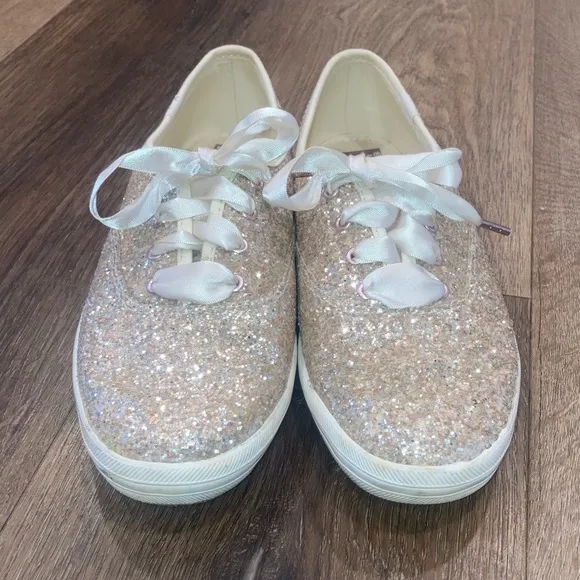 Kate Spade Keds Gold Sparkle Glitter Satin Laces Size 7