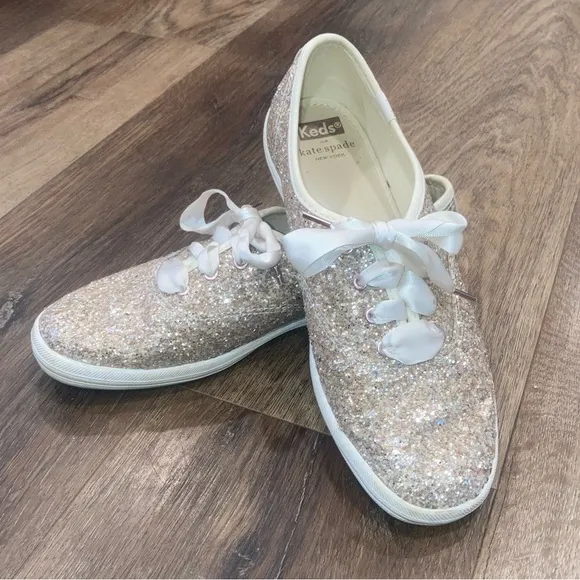 Kate Spade Keds Gold Sparkle Glitter Satin Laces Size 7