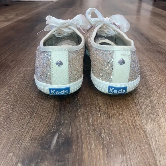 Kate Spade Keds Gold Sparkle Glitter Satin Laces Size 7