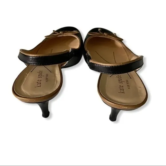 Kate Spade New York Black Shoes With a Tan Bow Tie