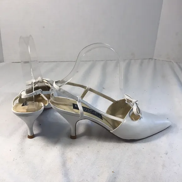 Kenneth Cole Women’s Vintage 90’s White Leather Pointy Toe Bow Slingback Heels