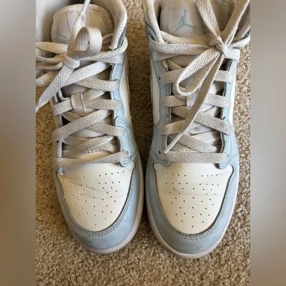 Kids Nike Air Jordan Glitter Swoosh/Light Blue Tint shoes size youth 3 (big kid)