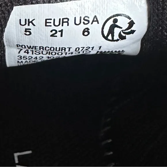 Lacoste Kids Powercourt Logo Shoes Black Size 5 New