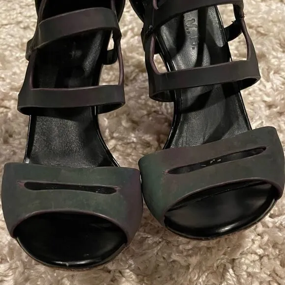 L.A.M.B. Gwen Stefani Oakley iridescent gladiator strappy stiletto heels 6.5