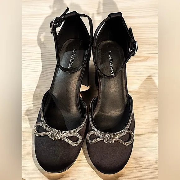 Lane Bryant satin Black Women's Shoes with Silver Accents size 10