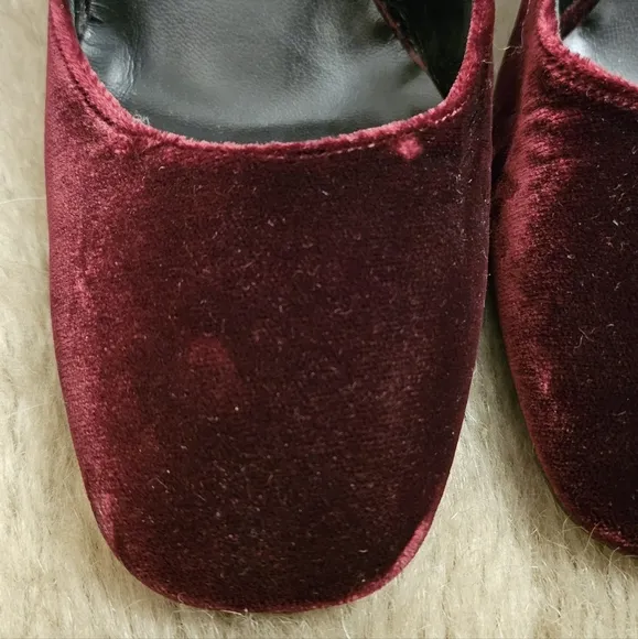 Lanvin as new with box velvet heels with metal stiletto heel